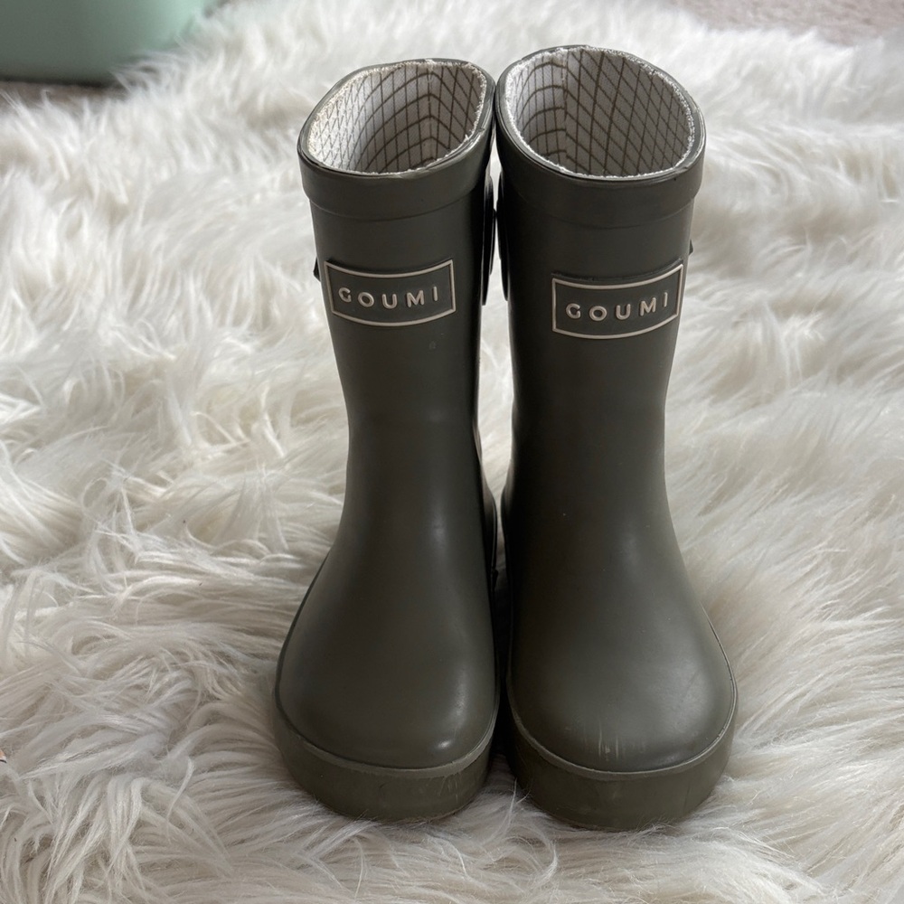 Goumi Olive Green Rain Boots